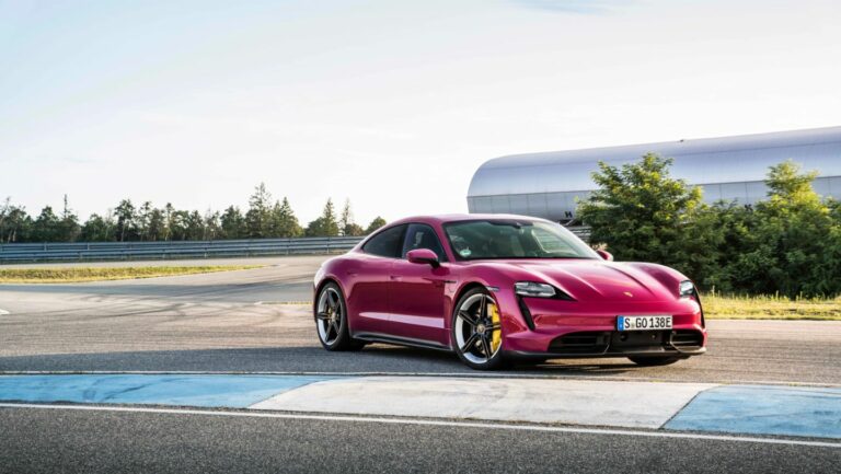 Porsche revela una serie de actualizaciones del Taycan 2021