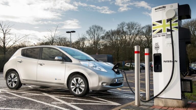 Geotab Report Reveals Low Vehicle Electrification Figures by Local Authorities in UK