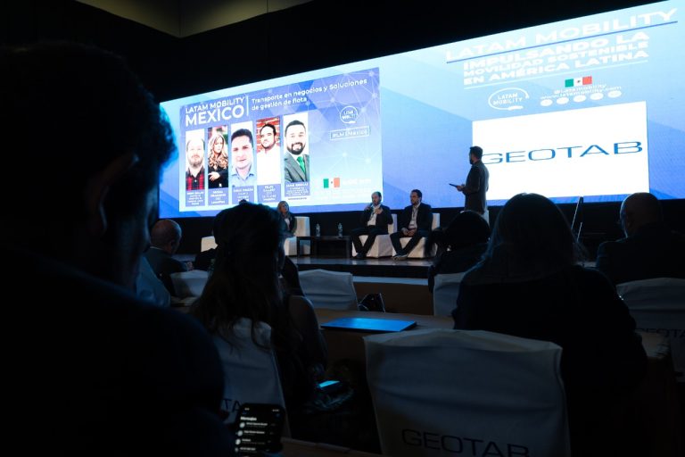 Geotab, Autocab LeasePlan and Megaflux Analyzed the Corporate Fleet Management Challenges at “Latam Mobility: Mexico 2022”