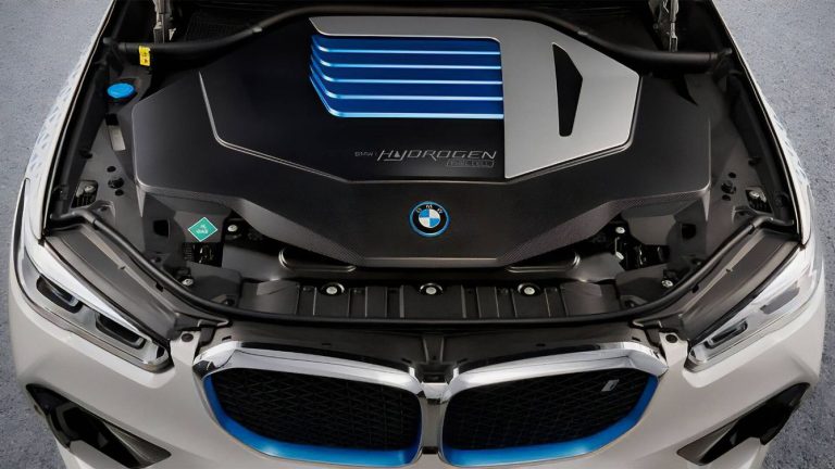 BMW invertirá 2.000 millones de euros en imponente complejo para fabricar baterías