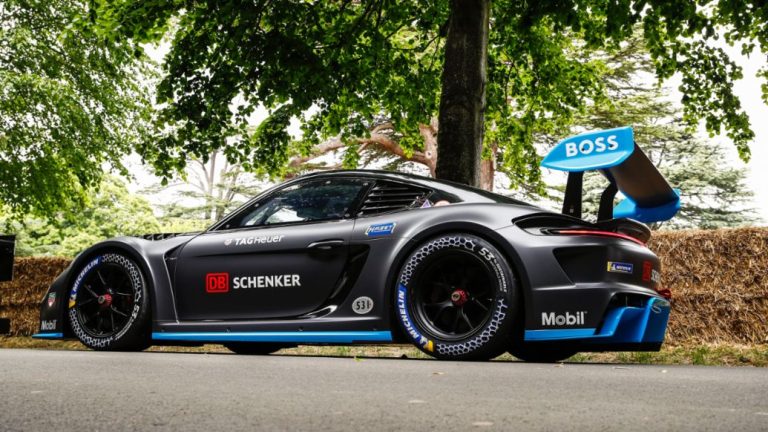 Porsche and Michelin Strengthen Ties with Sustainable Tires for the “GT4 ePerformance”