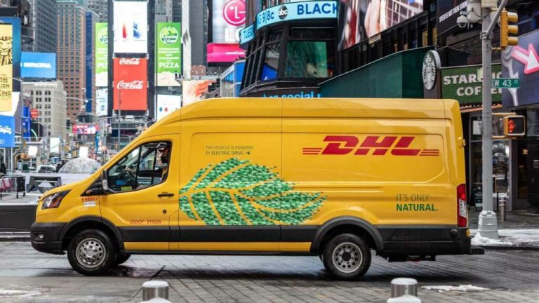 DHL incluye a México en su plan de inversiones para impulsar la electromovilidad