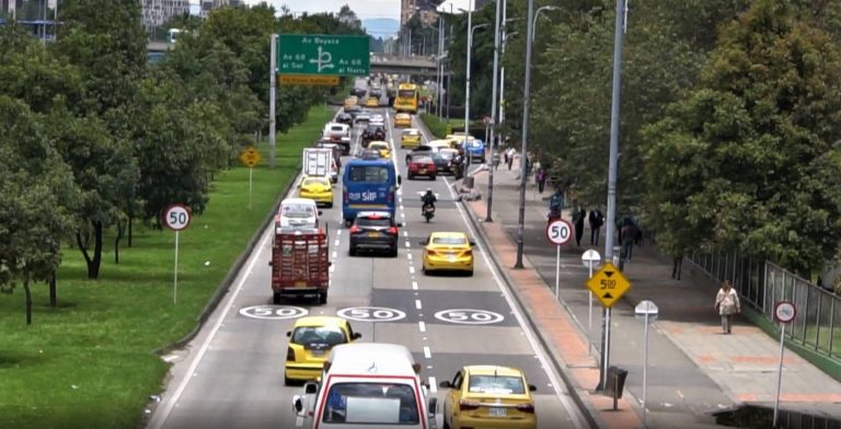 Secretaría Distrital de Movilidad es un actor clave en los hitos y proyectos para descarbonizar el parque automotor en Bogotá