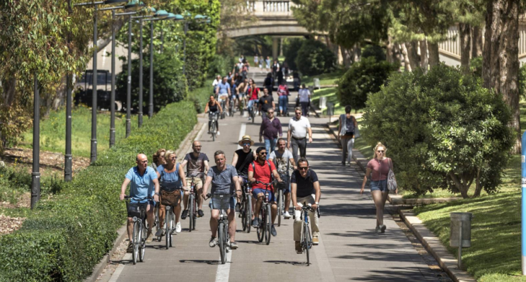 Ministra de Transporte de España asegura que el país será referente mundial en movilidad