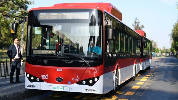 Chile alcanza registro histórico de buses eléctricos