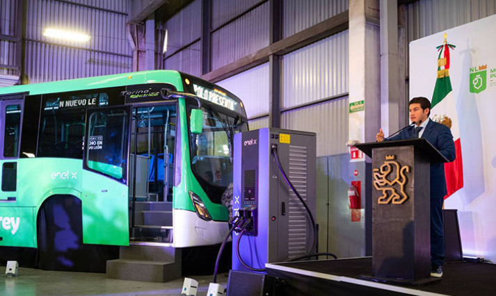 Enel X y Marcopolo presentan primer bus eléctrico de Metrorrey