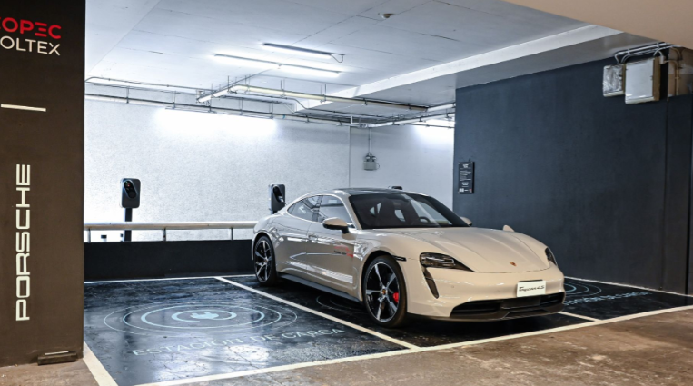 Porsche Chile and Copec Voltex Inaugurate Charging Station at CasaCostanera