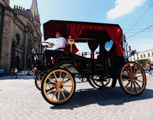 Colombia: Cartagena to Replace Horse-drawn Carriages with Electric Vehicle