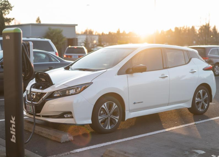 Blink Charging destaca el impacto de los vehículos eléctricos en reducción de emisiones