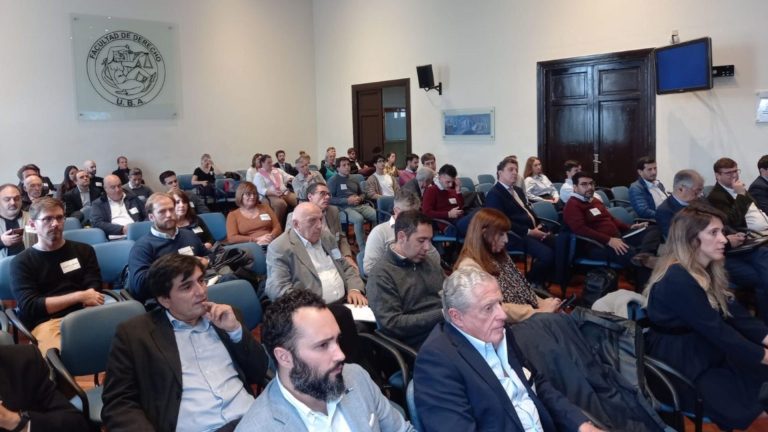 Unión Europea fortalece lazos con Argentina para impulso de la electromovilidad