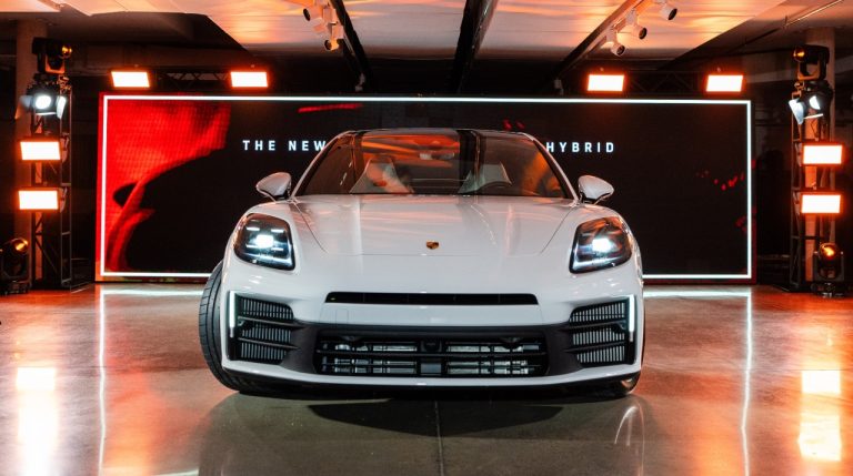 Tercera generación del Porsche Panamera llega a Chile