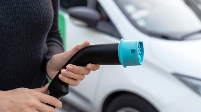 Chile registra incremento de 133% en venta de vehículos eléctricos durante mayo