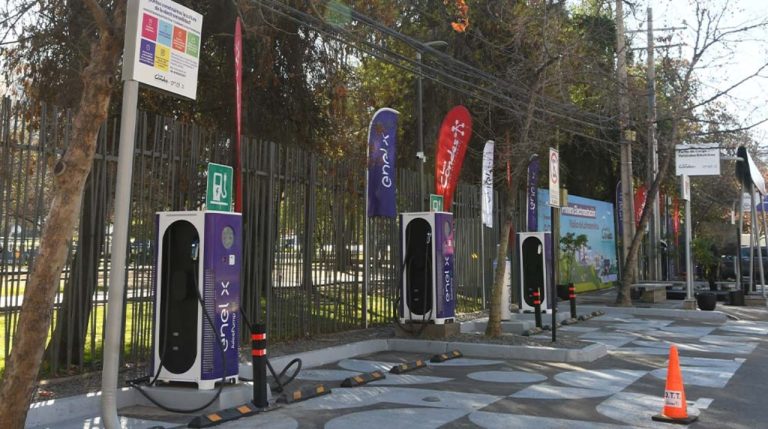 Chile: Enel X y sector público inauguran primer centro de carga en Las Condes