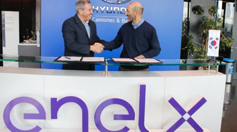Enel X Chile y Hyundai Camiones & Buses anuncian alianza con gama de soluciones en carga