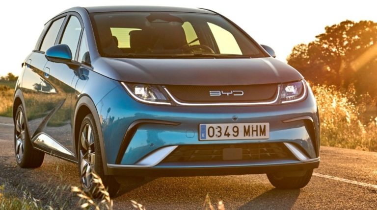Estados Unidos prepara nuevas medidas para prohibir vehículos eléctricos chinos