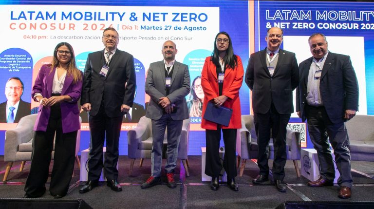 LATAM Airlines, Marval, Ministerio de Transportes de Chile, TIBA Group y Volvo abordan el reto de la descarbonización del transporte pesado