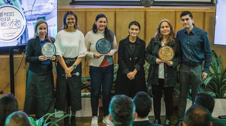 Bogotá premia iniciativas en movilidad sostenible