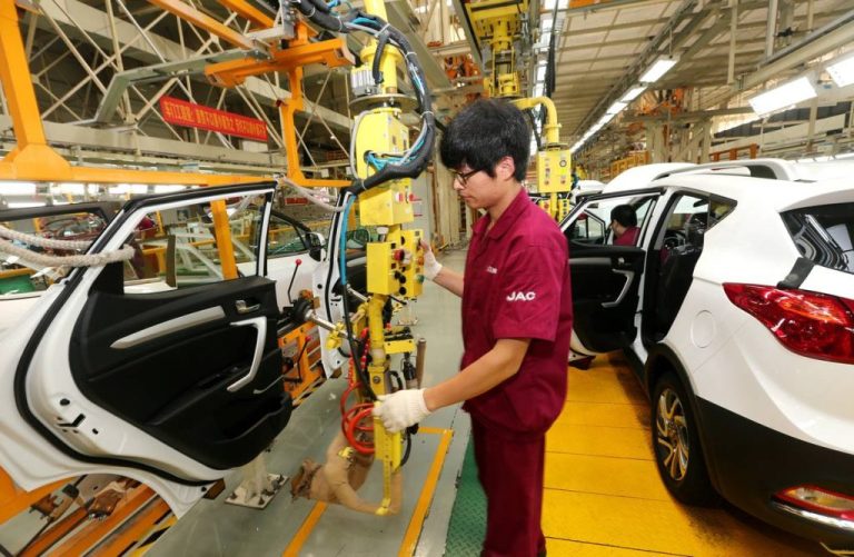 China y la Unión Europea con pocos avances en acuerdo sobre vehículos eléctricos