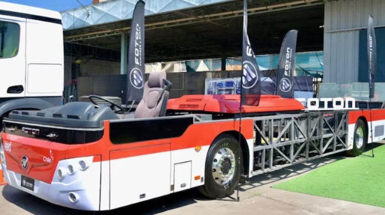 Foton inaugura Centro de Formación para Vehículos Eléctricos en Chile