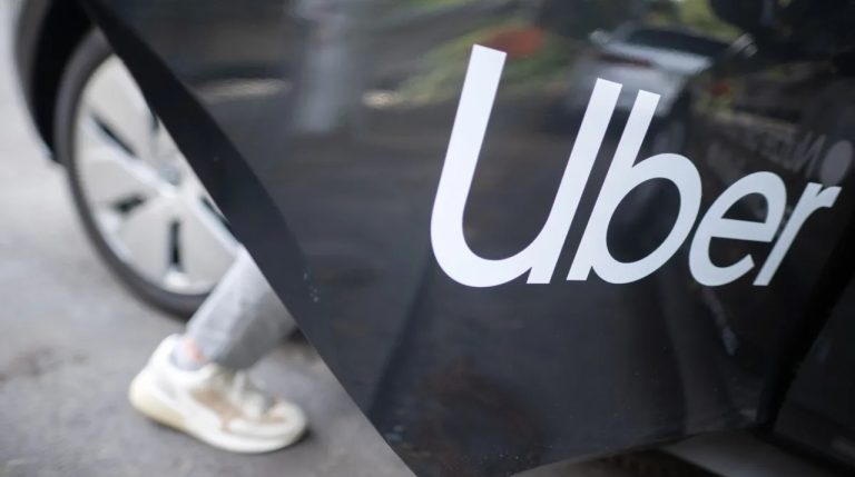 Uber utiliza inteligencia artificial para impulsar adopción de vehículos eléctricos