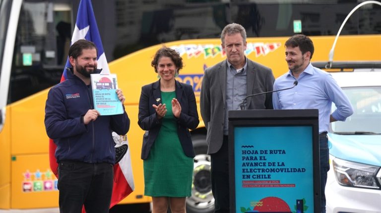 Chile: Sectores público y privado avanzan en hoja de ruta para masificar electromovilidad
