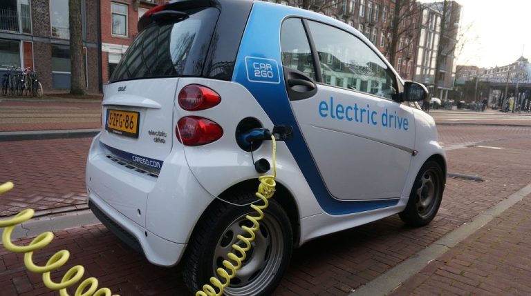 Accenture: 57% de conductores quieren comprar un vehículo eléctrico la próxima década