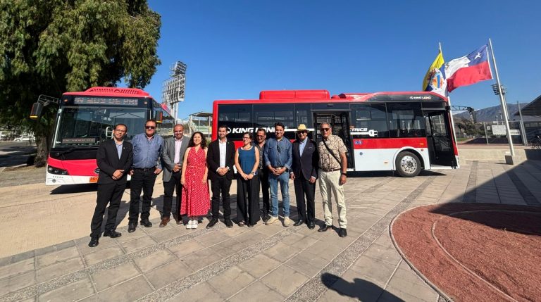 Chile presenta plan de renovación del transporte público