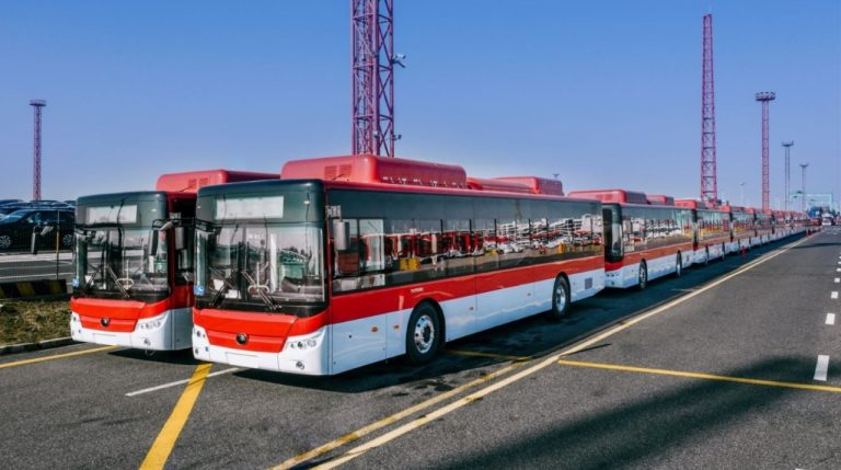Chile proyecta solo buses eléctricos en Santiago para 2040