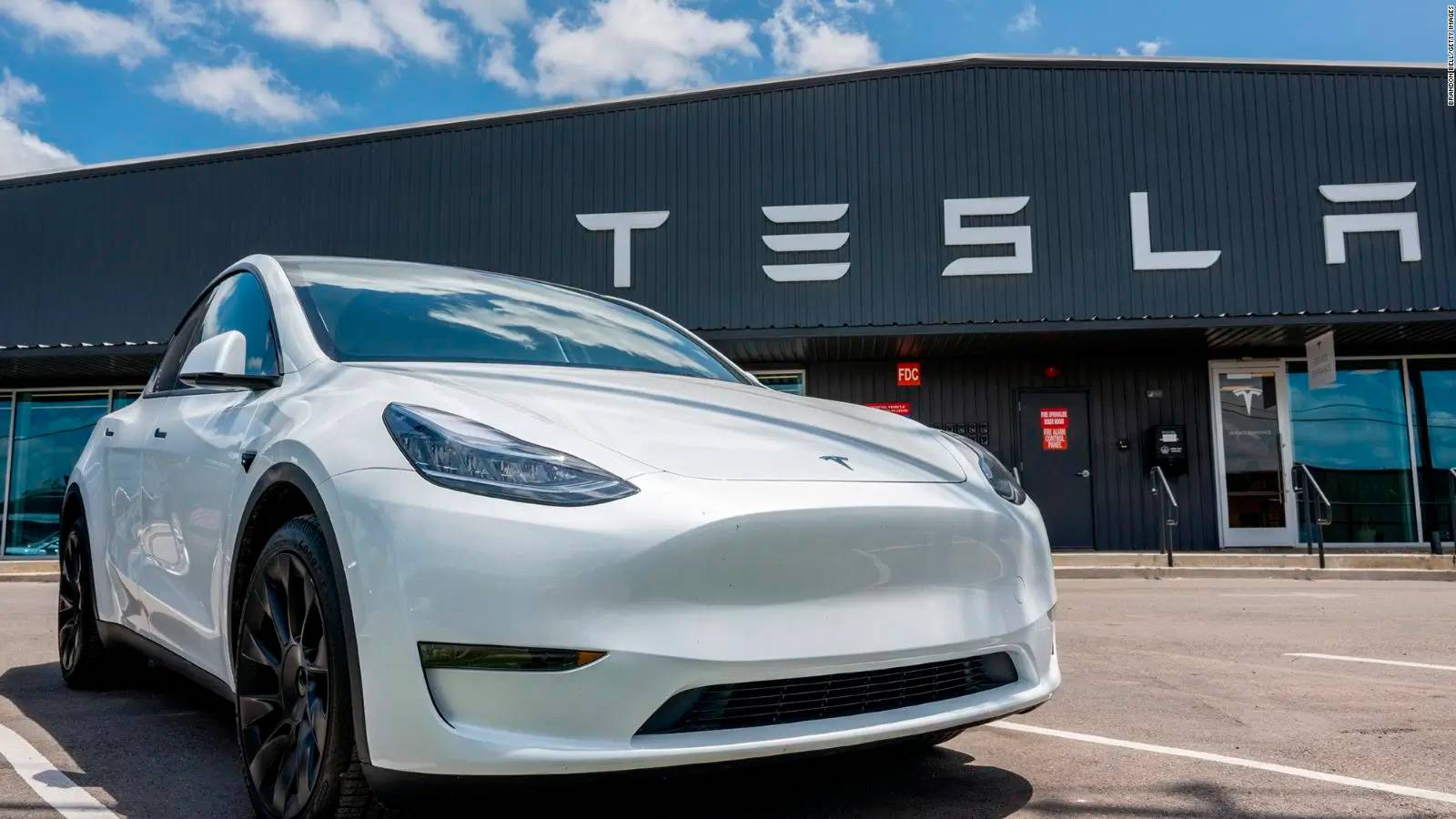 Setor automotivo da Colômbia acelera sua transformação: elétricos crescem mais de 300% e Tesla já é a terceira marca mais vendida do país