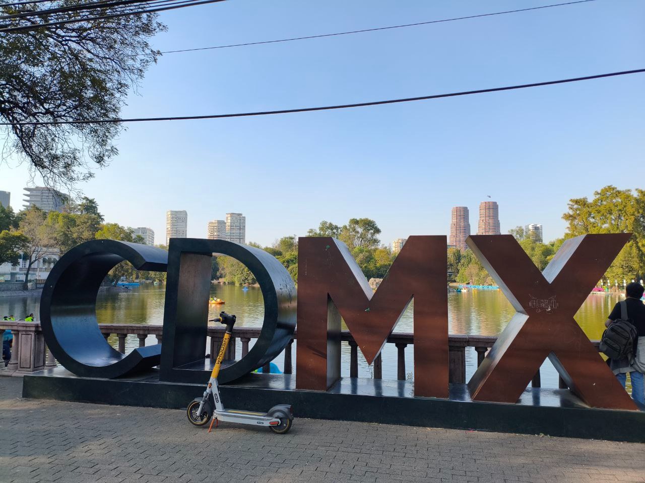 Whoosh e Semovi da Cidade do México Concluem Com Sucesso Teste Pioneiro de Patinetes Elétricos Visando a Copa do Mundo